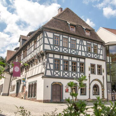 Die Außenansicht des Lutherhauses in Eisenach.
